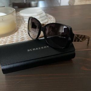 Burberry sunglasses